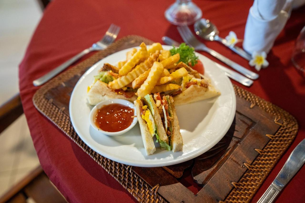 Hotel Sinar Bali Legian Экстерьер фото